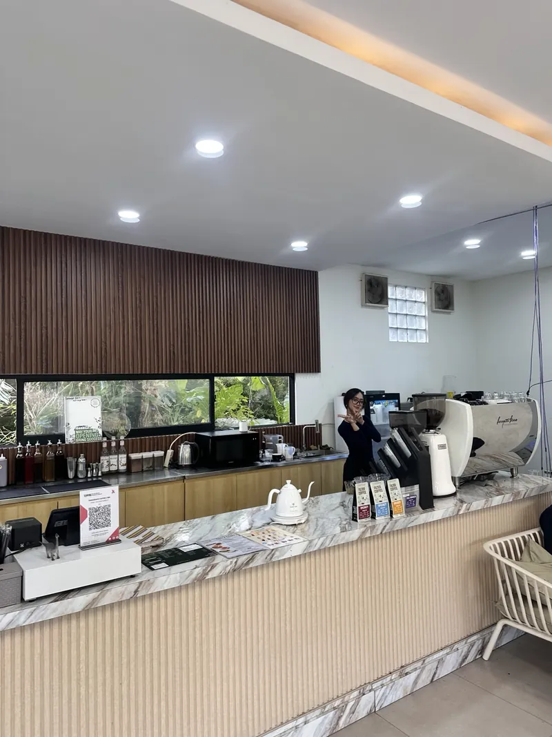 Coffee bar dan mesin espresso Paragraph Ciwastra